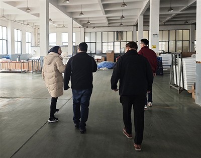 ผู้รับเหมาชาวแคนาดาเยี่ยมชม MIGO GLASS เพื่อศึกษาโซลูชันก...