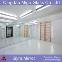 กระจกติดผนังยิม